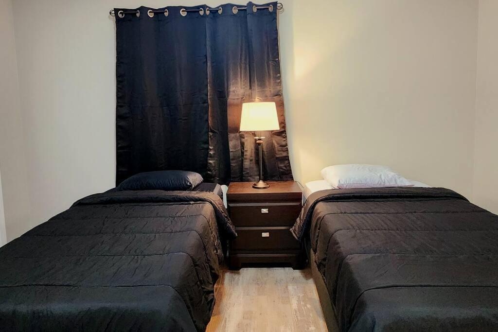 Comfort First - Sleeps 6 Whitehorse Exteriér fotografie